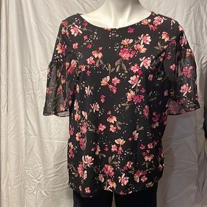 Roz & Ali Black Pink Floral Boxy Blouse